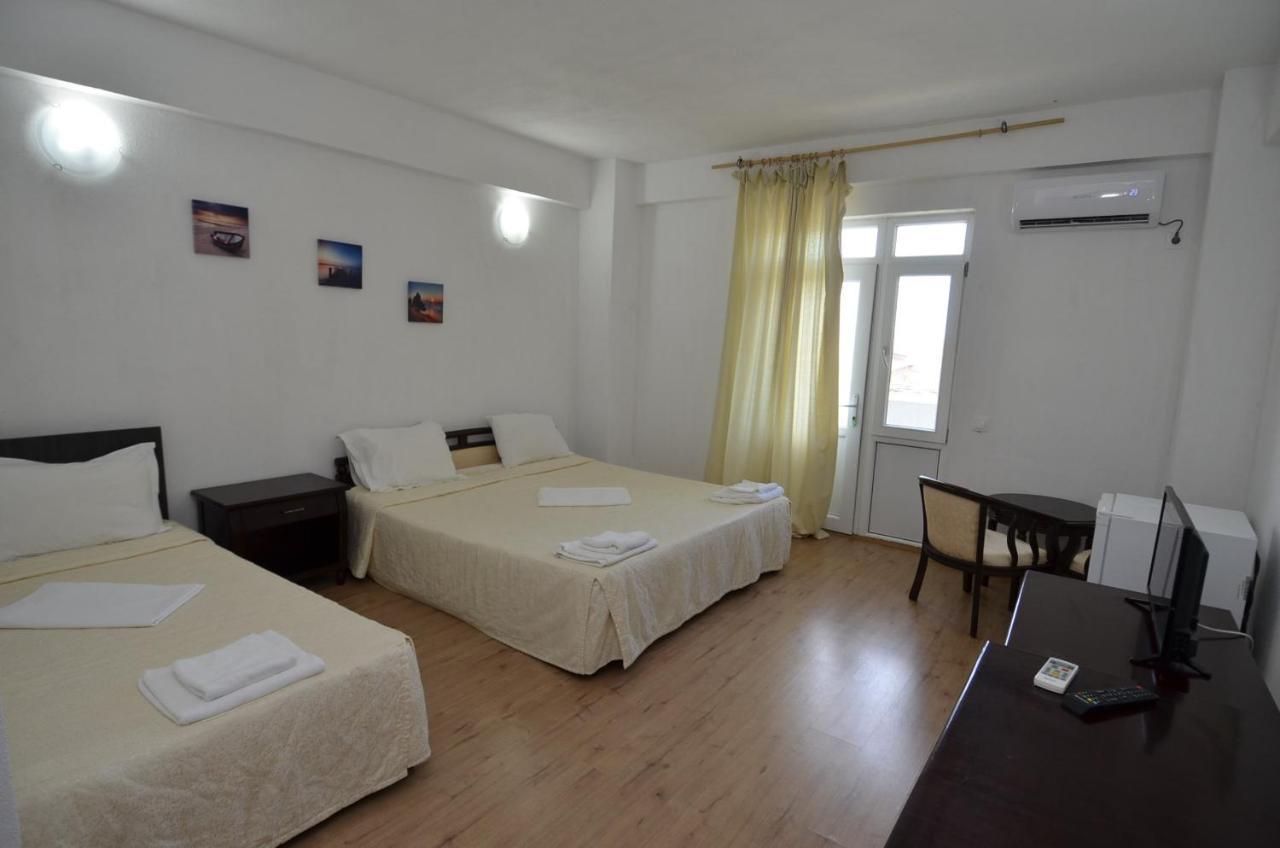 Hotel Perla à Costinesti Extérieur photo