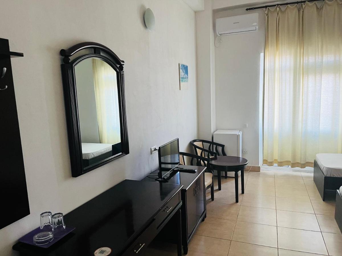 Hotel Perla à Costinesti Extérieur photo